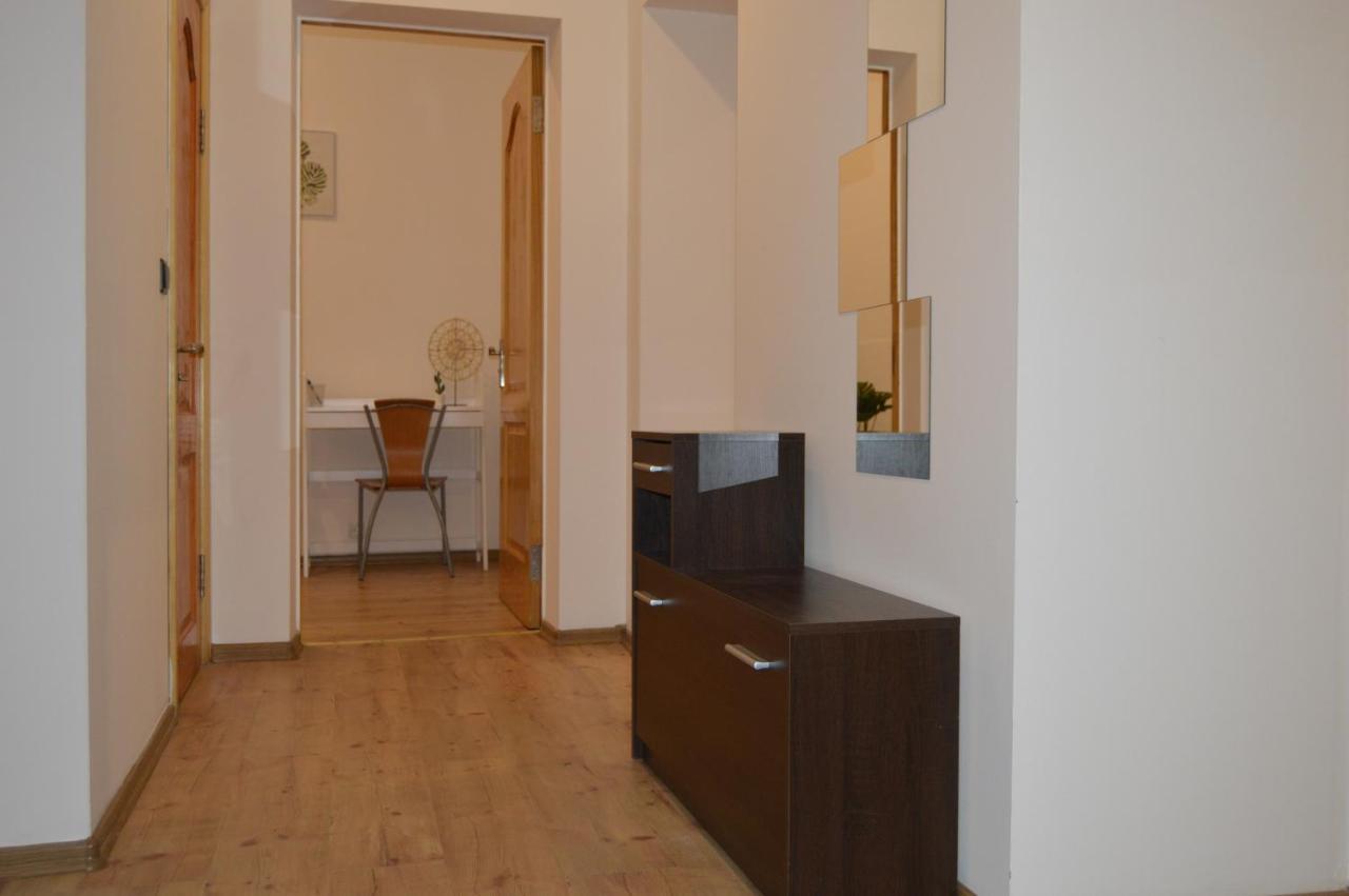 Spacious City Center Family 2 Bedrooms Apartment Riga Esterno foto