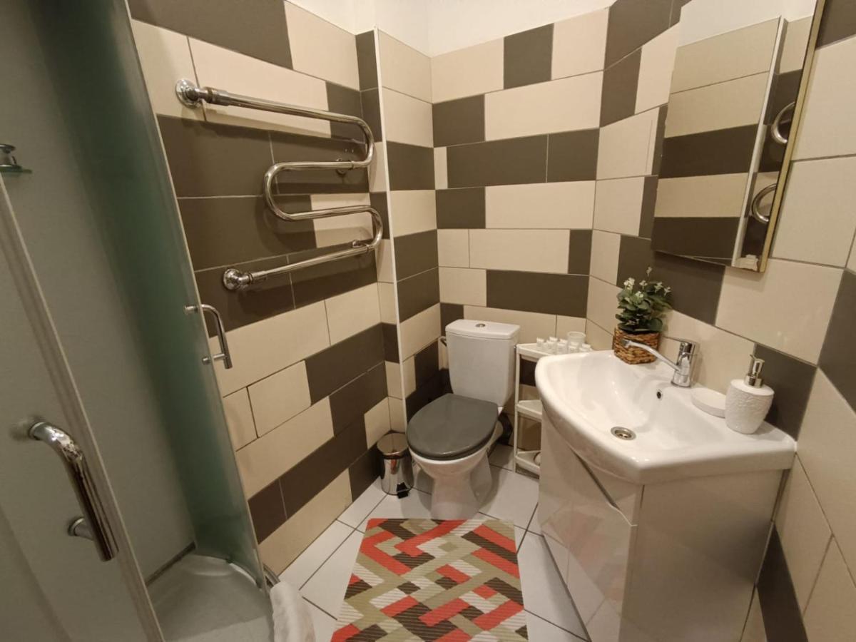 Spacious City Center Family 2 Bedrooms Apartment Riga Esterno foto