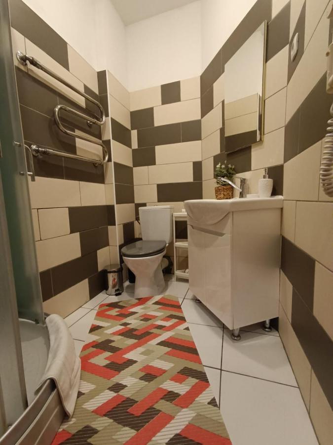 Spacious City Center Family 2 Bedrooms Apartment Riga Esterno foto